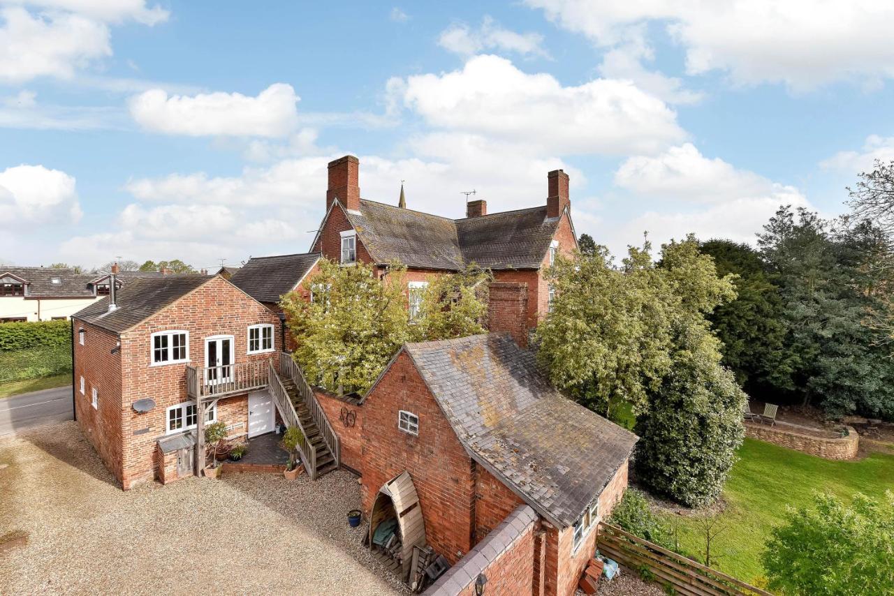 South Kilworth The Hollies B&B 외부 사진
