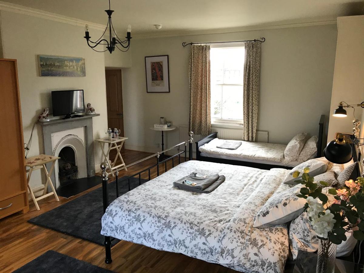 South Kilworth The Hollies B&B 외부 사진